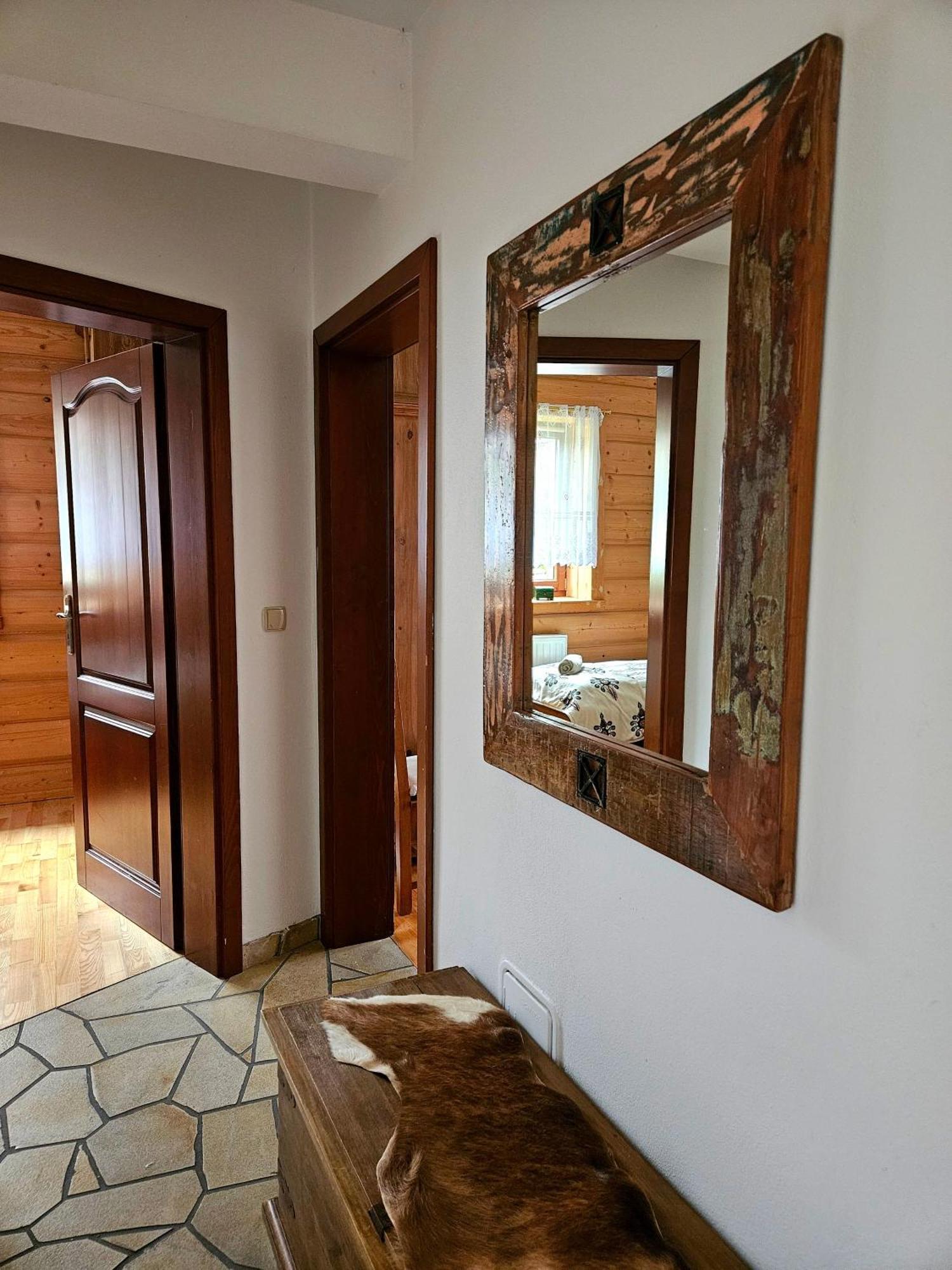 Apartament Z Widokiem Na Gory - Split Ac, Private Terrace, Private Parking กอสเชียลิสกอ ภายนอก รูปภาพ