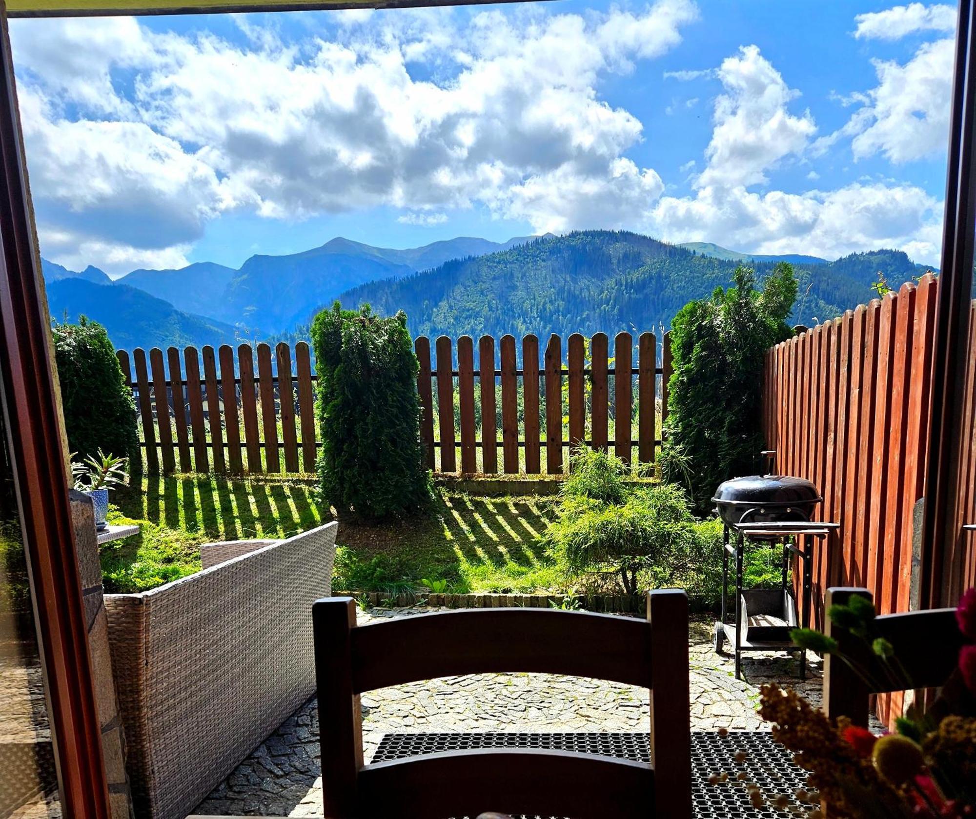 Apartament Z Widokiem Na Gory - Split Ac, Private Terrace, Private Parking กอสเชียลิสกอ ภายนอก รูปภาพ